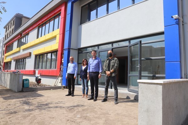 BAŞKAN TOLGA TOSUN EĞİTİM DESTEK EVİ VE KREŞ HAKKINDA BİLGİ VERDİ