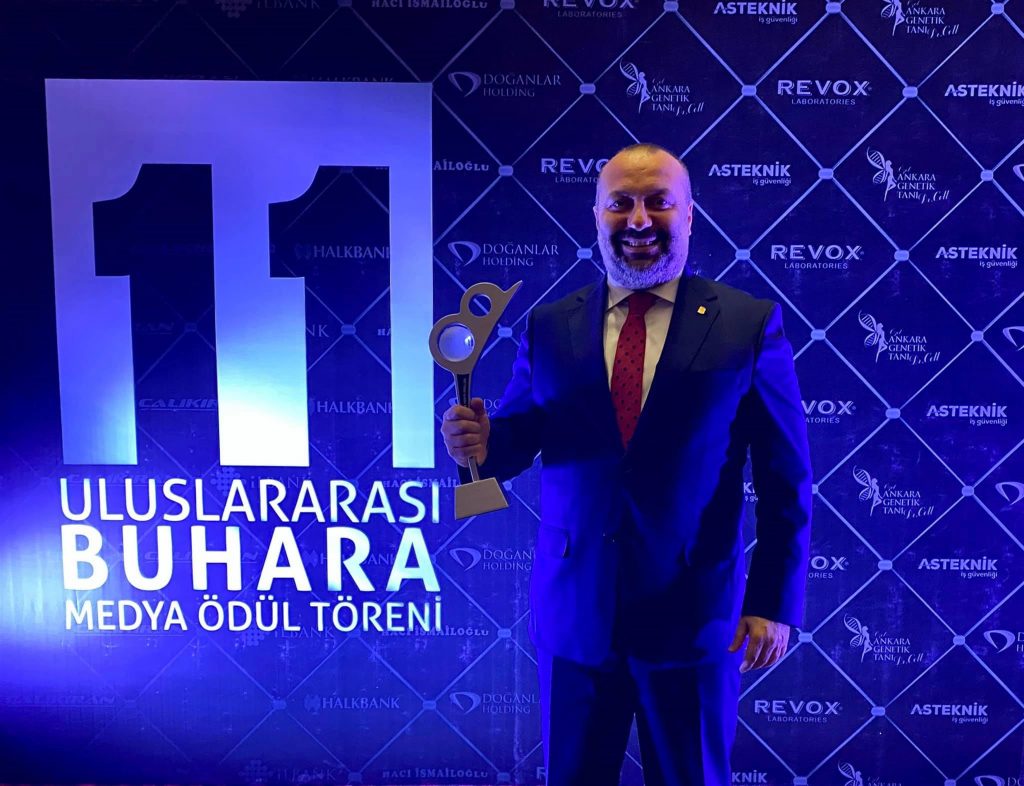 Başkan Yılmaz’a ‘Yılın Büyükşehir Belediye Başkanı’ Ödülü