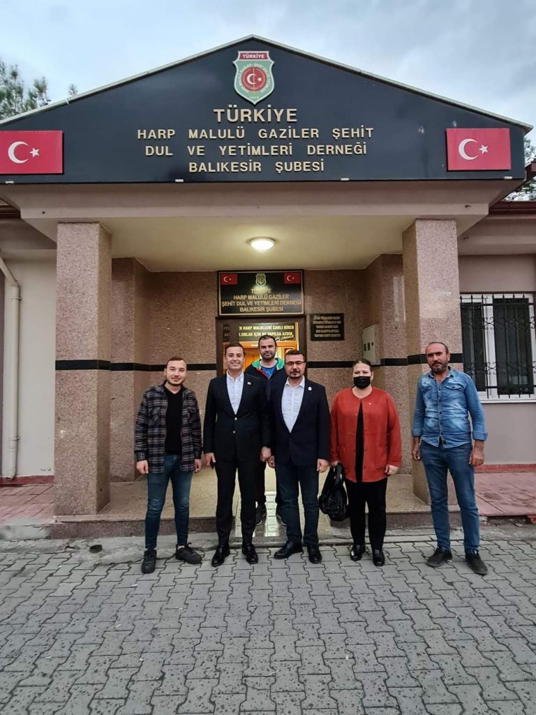 VATANDAŞLARIMIZ EKONOMİK BUHRANDA KADERİNE TERK EDİLMİŞ DURUMDA