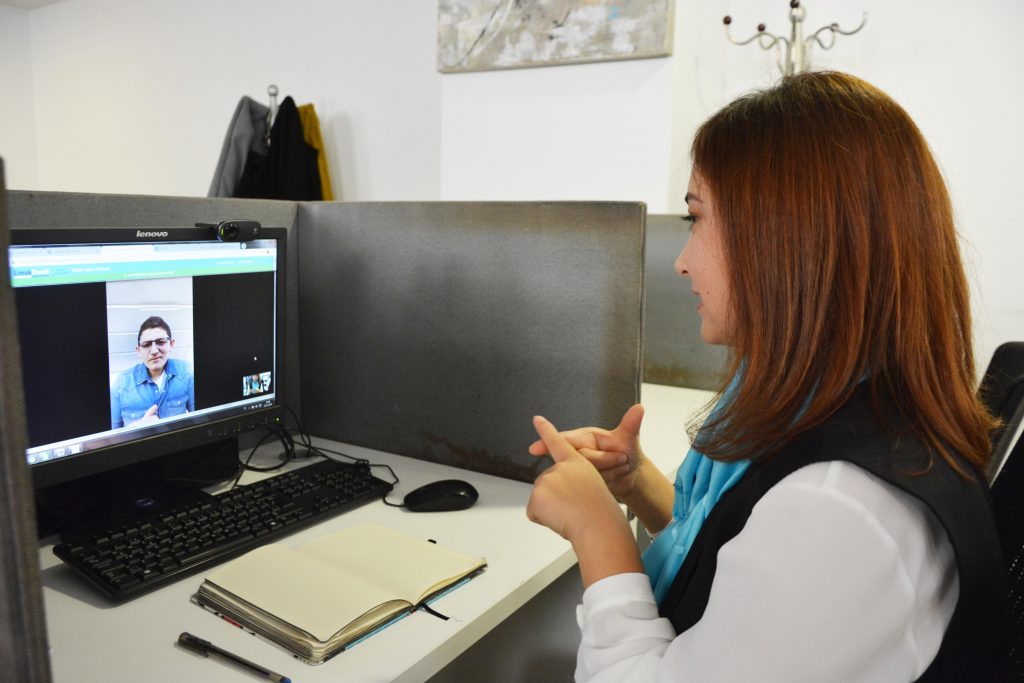 İŞARET DİLİ GÖRÜŞME HATTI İLE FARKINDALIĞIN ARTMASI HEDEFLENİYOR