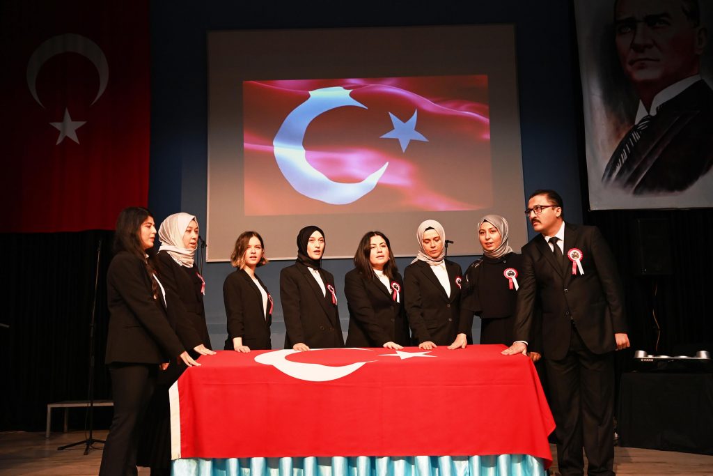 Öğretmenler geleceğin mimarıdır