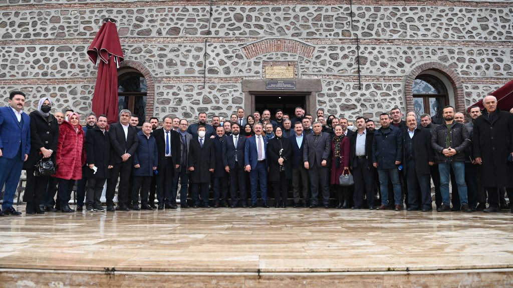 “BÜYÜK TÜRKİYE HEDEFİMİZE EMİN ADIMLARLA İLERLİYORUZ…”