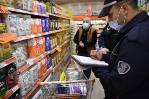 KARESİ ZABITASI’NDAN SÜPERMARKETLERE FİYAT DENETİMİ