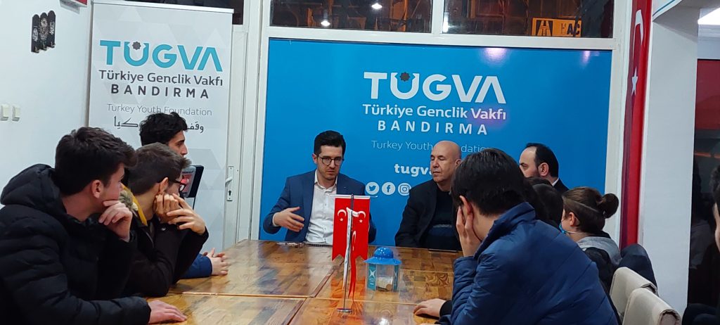 Yazar Oktay Ferik Gençlerle Buluştu