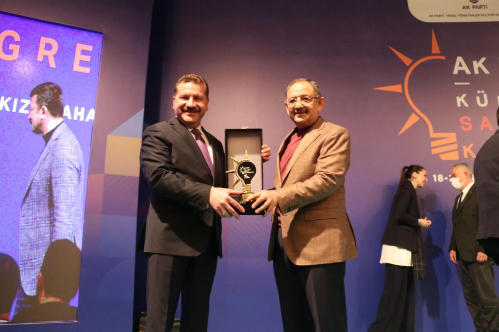 Büyükşehir, ödüle doymuyor