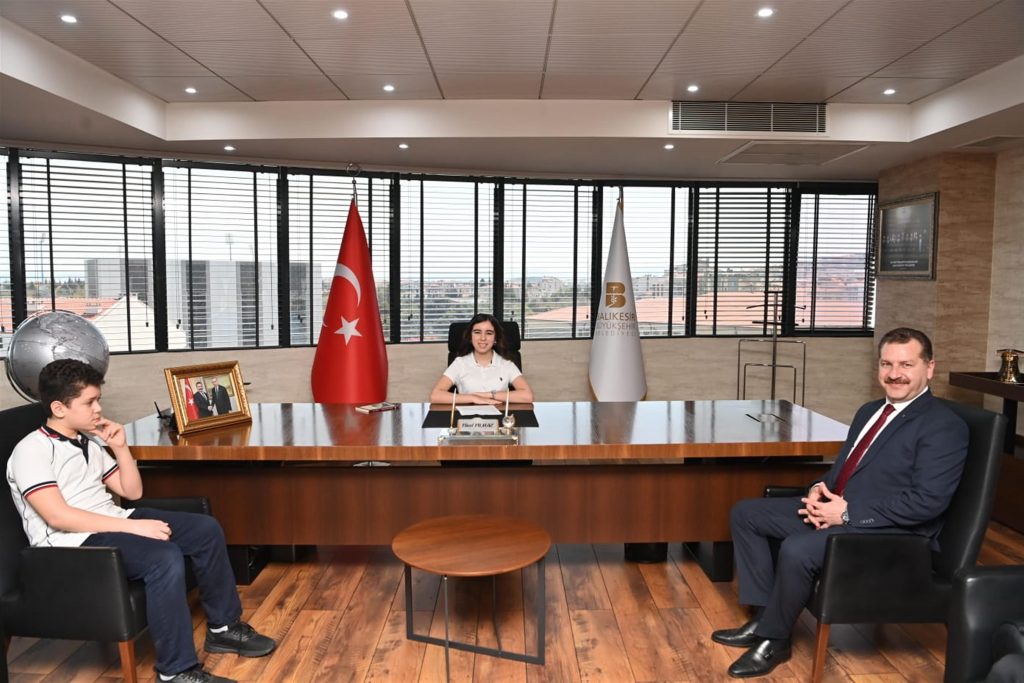 23 Nisan’da Büyükşehir makamı Emira’ya emanet