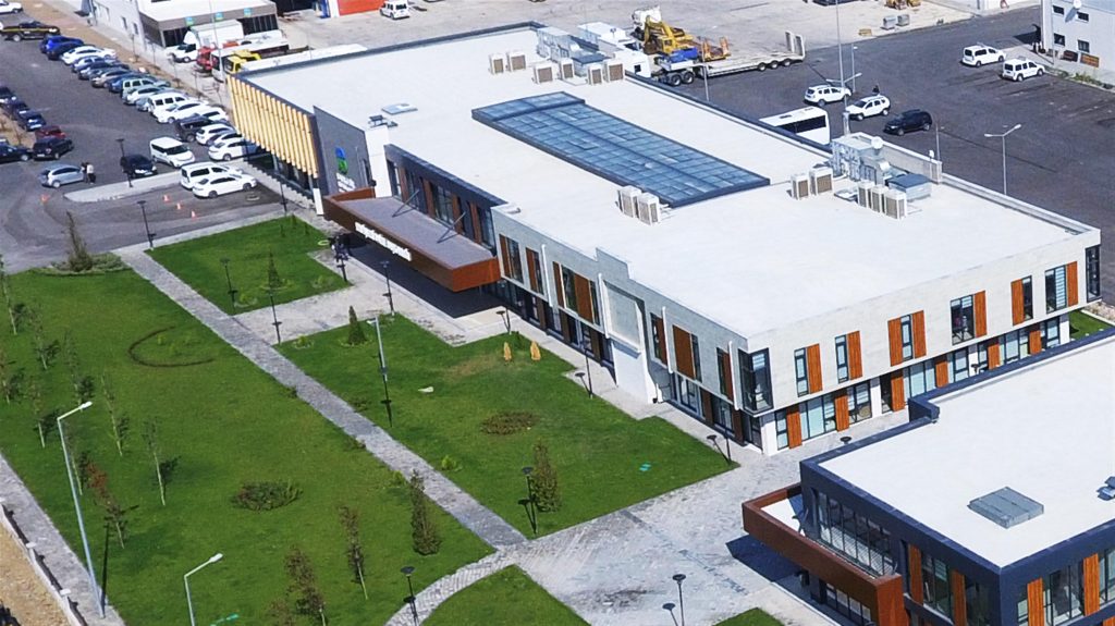 BBB, enerjisini güneşten alacak