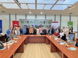 KADINLAR TASARRUF ÖĞRENİYOR, FATURALARINI DÜŞÜRÜYOR