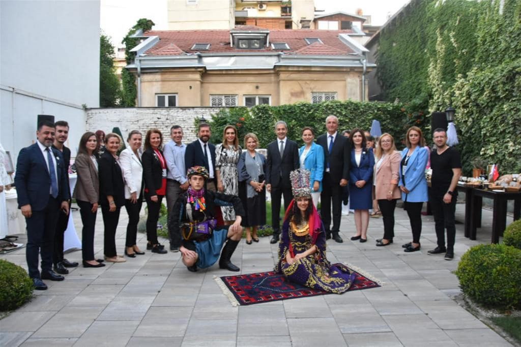 Belgrad’da Balıkesir rüzgarı esti