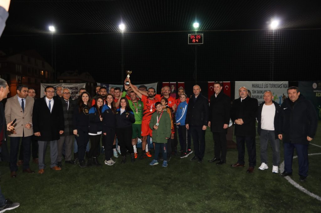 MAHALLE LİGİ FUTBOL TURNUVASI TAMAMLANDI