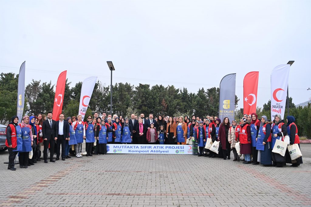 MUTFAKTAN CADDEYE SIFIR ATIK