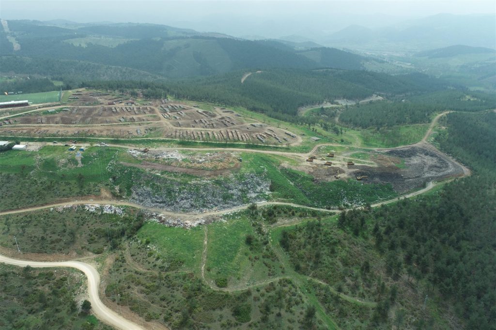 Başkan Yılmaz, vahşi depolamayı tarihe gömüyor