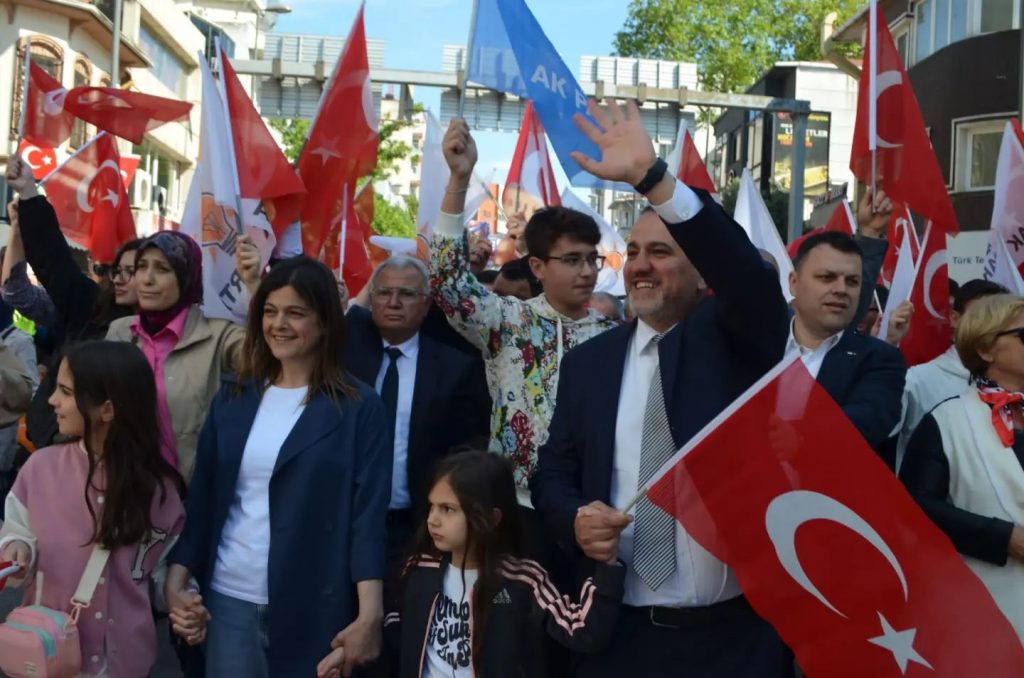 MEHMET DOĞAN: “TEŞEKKÜRLER BANDIRMA”