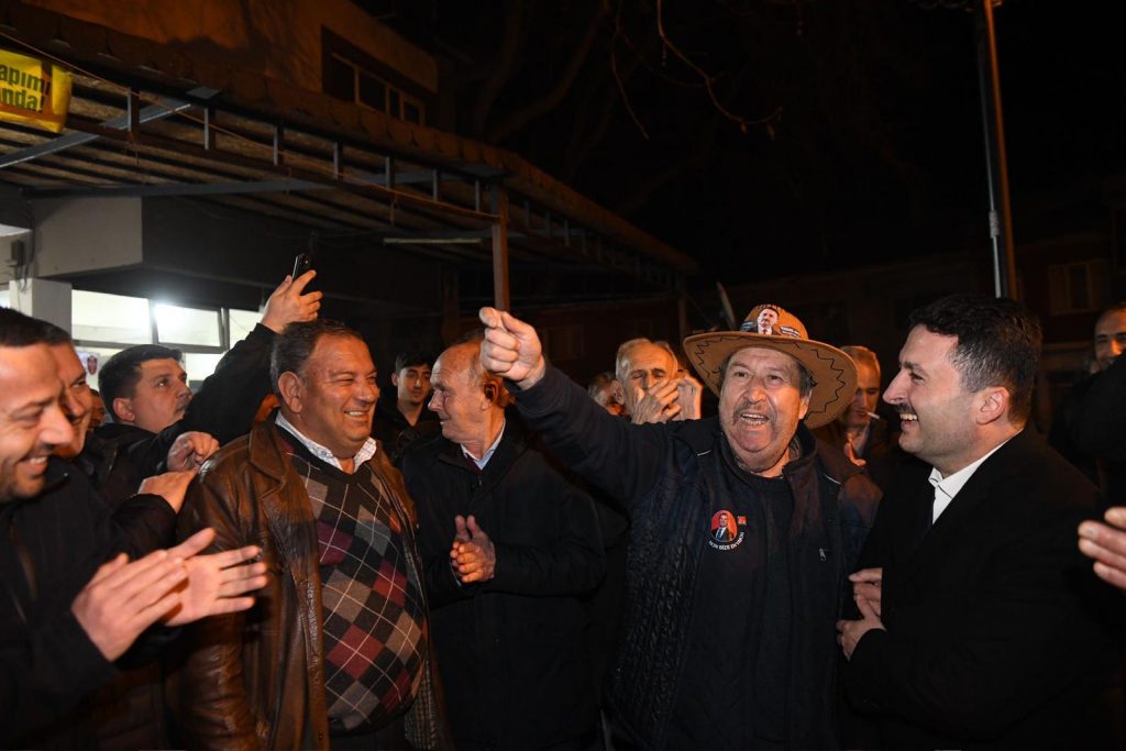 PAMUKÇU’NUN EFELERİ BAŞKAN AVCI’NIN YANINDA