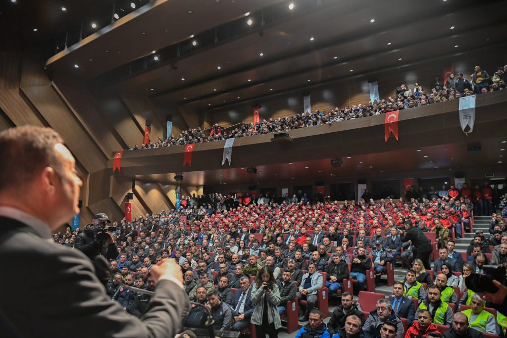 Başkan Akın’dan gönüllü kurtarıcılara teşekkür beratı