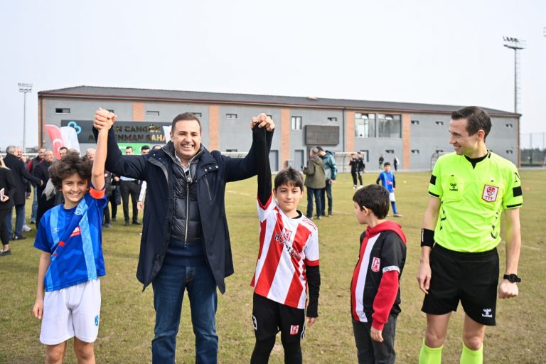 Başkan Akın’dan vefa örneği