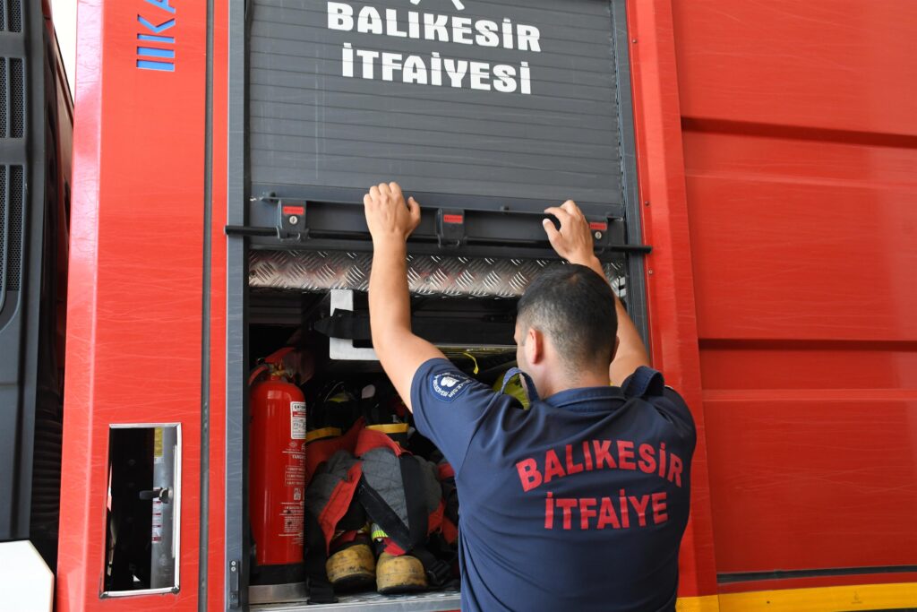 Balıkesir Büyükşehir Belediyesi’nden Sakarya’ya Güçlü Destek