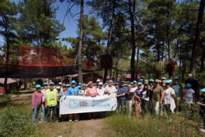 Balıkesir’de emekliler Büyükşehir’in pikniğinde buluştu