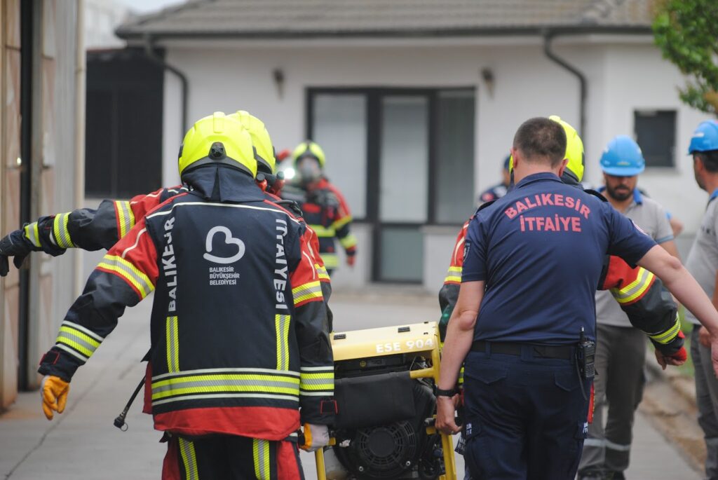 Büyükşehir İtfaiyesi 3 ayda 3 bin 943 olaya müdahale etti