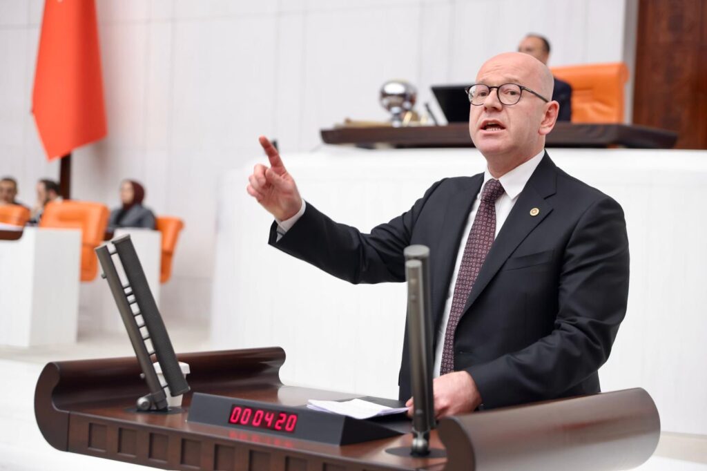 CHP BALIKESİR MİLLETVEKİLİ SERKAN SARI BASIN BÜLTENİ: “AKP’NİN ŞANTİYESİNDE KIZLARIMIZI BARINDIMAYA