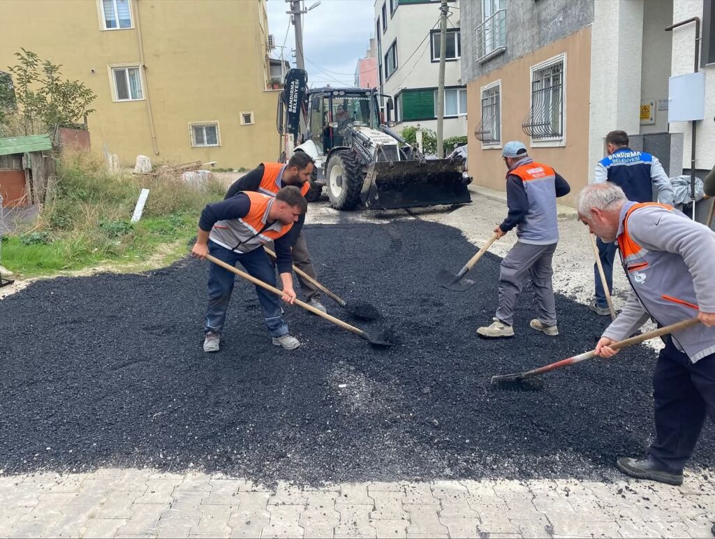 BAŞKAN MİRZA’DAN BANDIRMA’YA BÜYÜK YENİLEME HAMLESİ