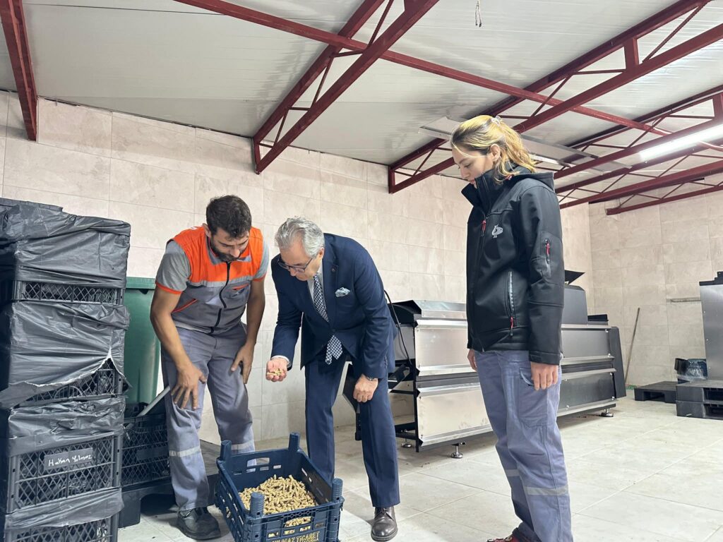 BANDIRMA BELEDİYESİ’NDEN ÖRNEK PROJE: BAŞKAN MİRZA ÇALIŞMALARI İNCELEDİ