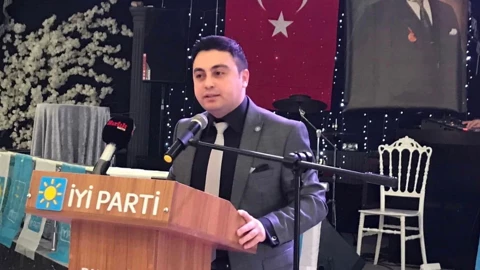 İYİ Parti Karesi İlçe Başkanı Cahit Can Tekin’den Dünya Çocuklar Günü Mesajı