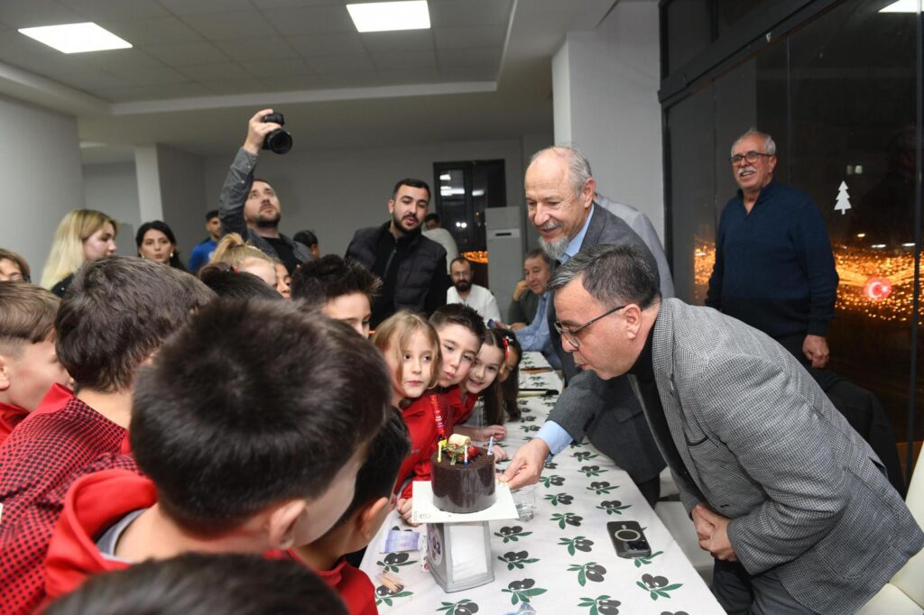 Altıeylül Spor Okulları Aile Sofrasında Buluştu