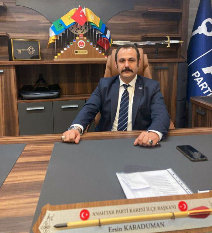 “Birlik Ahlâkı, Temiz Niyet, Güçlü Teşkilat: Anahtar Parti’nin Siyaset Yolu”
