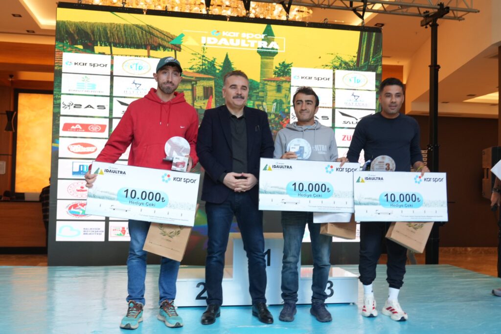 Kaz Dağları’nda 9. Kar Spor İda Ultra Maratonu Heyecanı Yaşandı