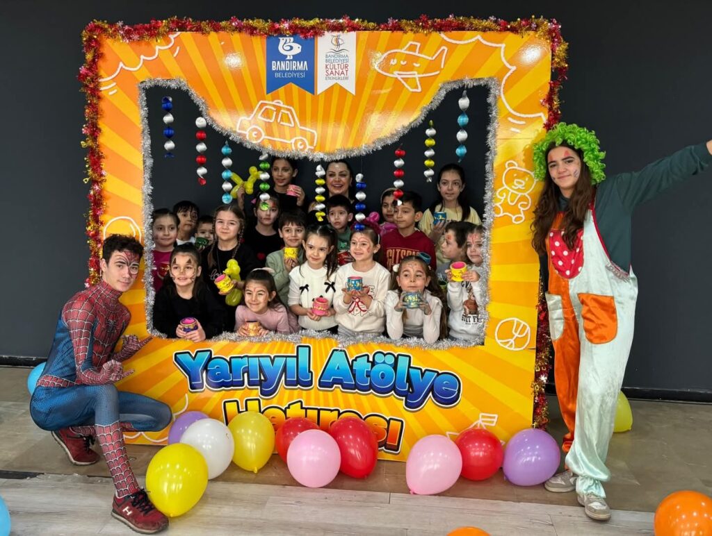 BANDIRMA’DA YARIYIL TATİLİ ATÖLYELERLE RENKLENDİ