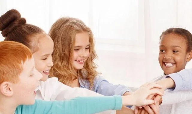 “Dijital Dünyada Çocuk Hakları Sözleşmesi”nin imza sayısı 300 Bini Aştı