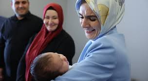 Ocak ayı doğum yardımı ödemeleri annelerin hesaplarına yatırıldı