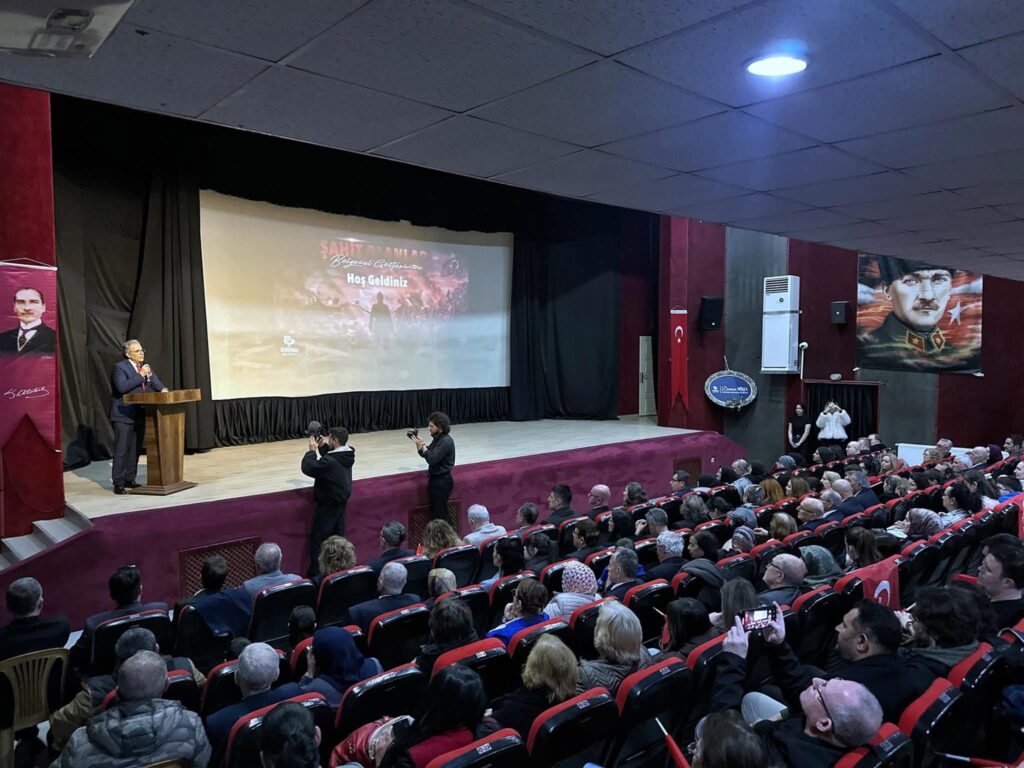 BANDIRMA’DA DUYGU DOLU GECE:  VATAN UĞRUNA YAZILAN HİKÂYELER “ŞAHİT OLANLAR” BELGESELİNDE ANLATILDI