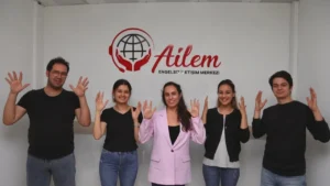 AİLEM İşitme Engelliler Engelsiz İletişim Merkezi 268 bin 719 çağrıya çeviri desteği sağladı