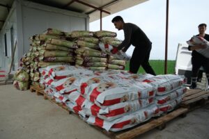 ALTIEYLÜL’DE CAN DOSTLARA BÜYÜK DESTEK