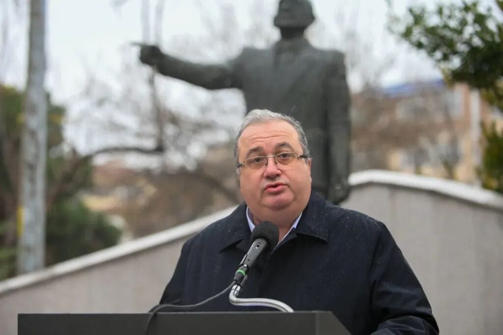 Gürbüz’den milli takım mesajı: “24 yıl sonra gelen başarı Türkiye’yi kenetledi”