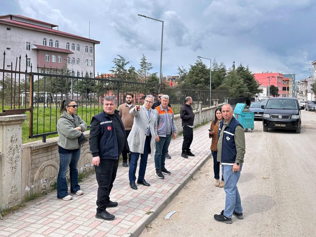 BANDIRMA’DA MAHALLE MAHALLE İNCELEME: BAŞKAN MİRZA SAHADA