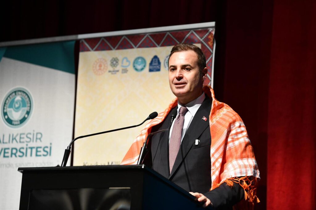 Akın, “Balıkesir, milli birliğin ve beraberliğin tam merkezidir”