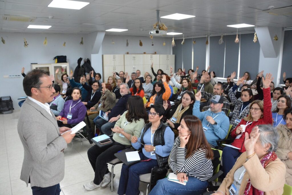 Balıkesir Büyükşehir Belediyesi, kursiyerlerini donanımlı bir eğitimden geçiriyor