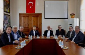 CHP Balıkesir İl Başkanı Erden Köybaşı, Tekirdağ’da düzenlenen Marmara Bölgesi İl Başkanları Toplantısı’nda ekonomik ve siyasi gündemin kapsamlı şekilde ele alındığını açıkladı.