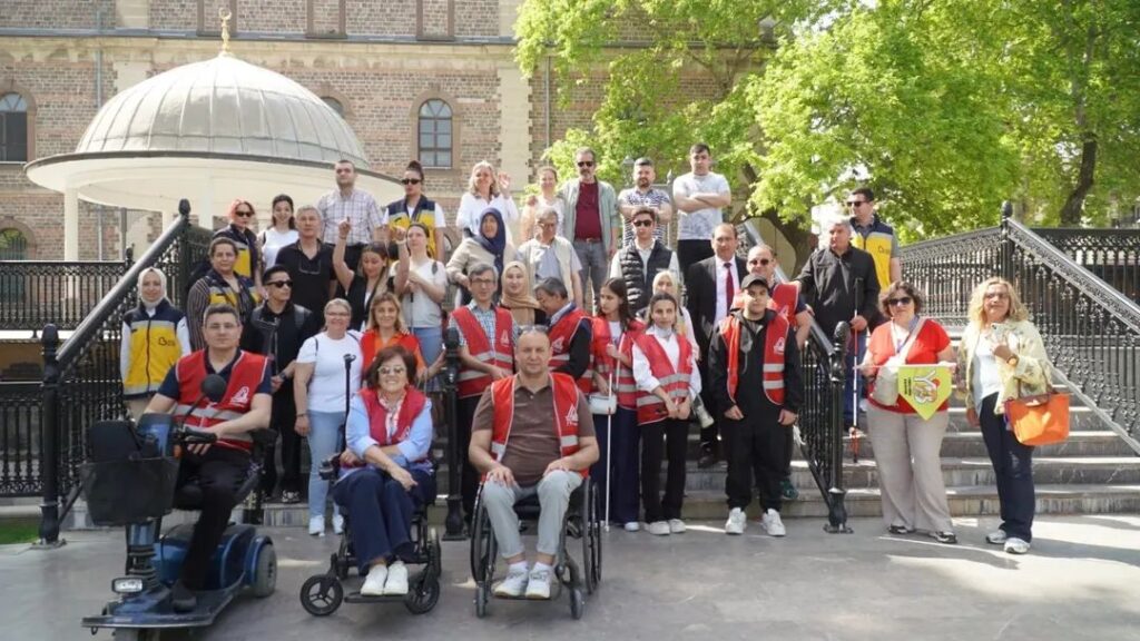 ALTI NOKTA KÖRLER DERNEĞİ VE İŞİTME ENGELLİLERDEN BALIKESİR’İ TANIMA VE TARİHİMİZİ HATIRLAMA ETKİNLİĞİ