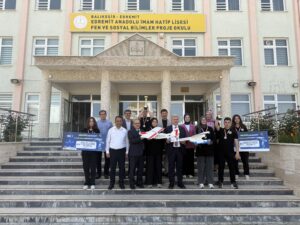 Vekil Canbey’den Gençlere tebrik ziyareti