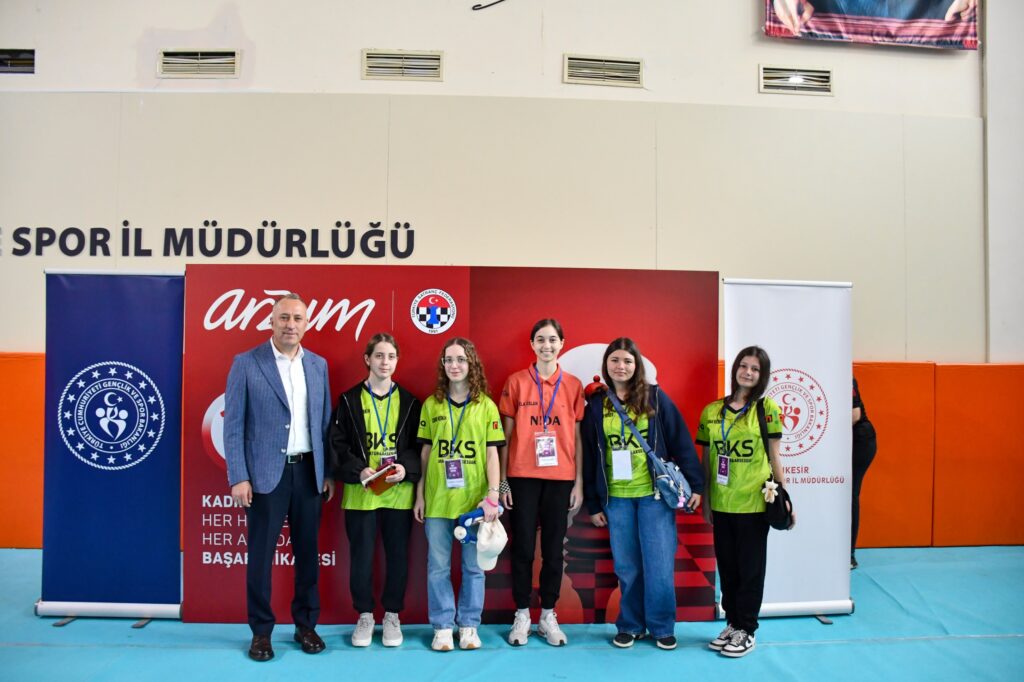 Türkiye’nin En Güçlü Kadın Satranç Sporcuları Balıkesir’de Buluştu!