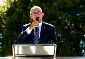 ERDEN KÖYBAŞI: “CHP KURULTAYINI YAPARAK YOLUNA DAHA GÜÇLÜ DEVAM ETMELİDİR”