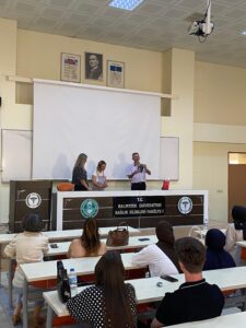 ALTI NOKTA KÖRLER DERNEĞİ’NDEN BALIKESİR ÜNİVERSİTESİ ÖĞRENCİLERİNE KONFERANS