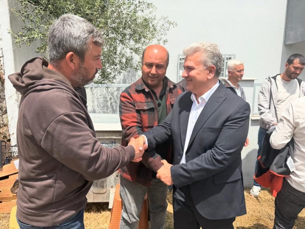Milletvekili Dr. Mustafa Canbey, hafta sonu hayır mesaisindeydi