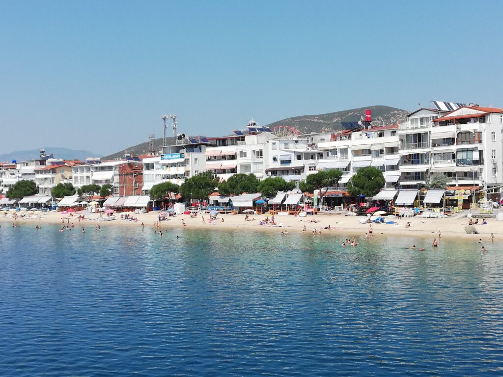 Avşa Adası Tatil Rehberi 2026: Ulaşım, Plajlar ve Konaklama